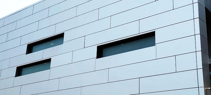 exterior-aluminum-comosite-panel-wall-o-building-with-ventilation-vents_40313-1062 (1)